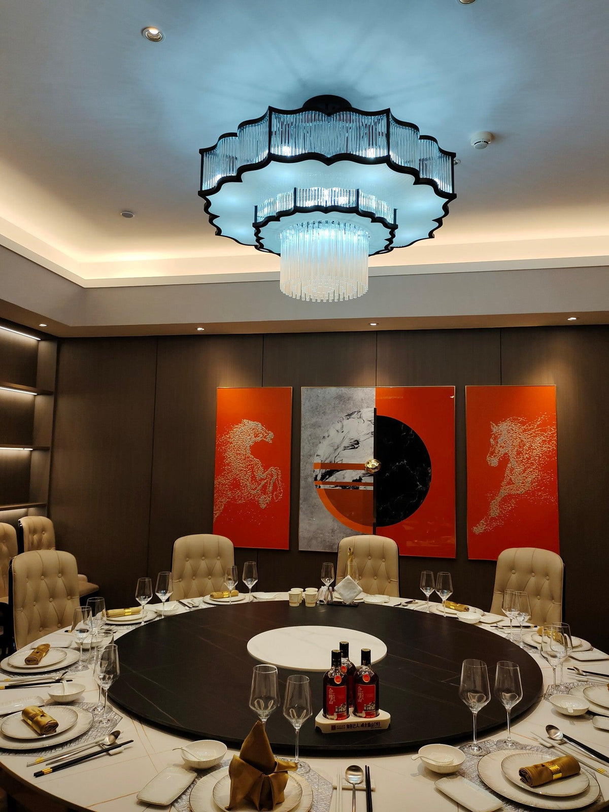 Eirelaine Chandelier Gold Black Glass