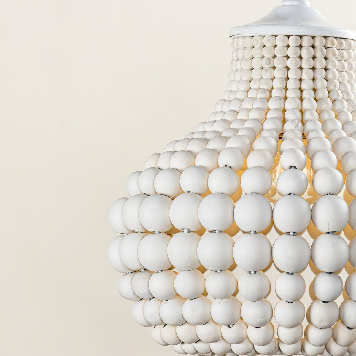 Avenelette Beaded Pendant Lamp