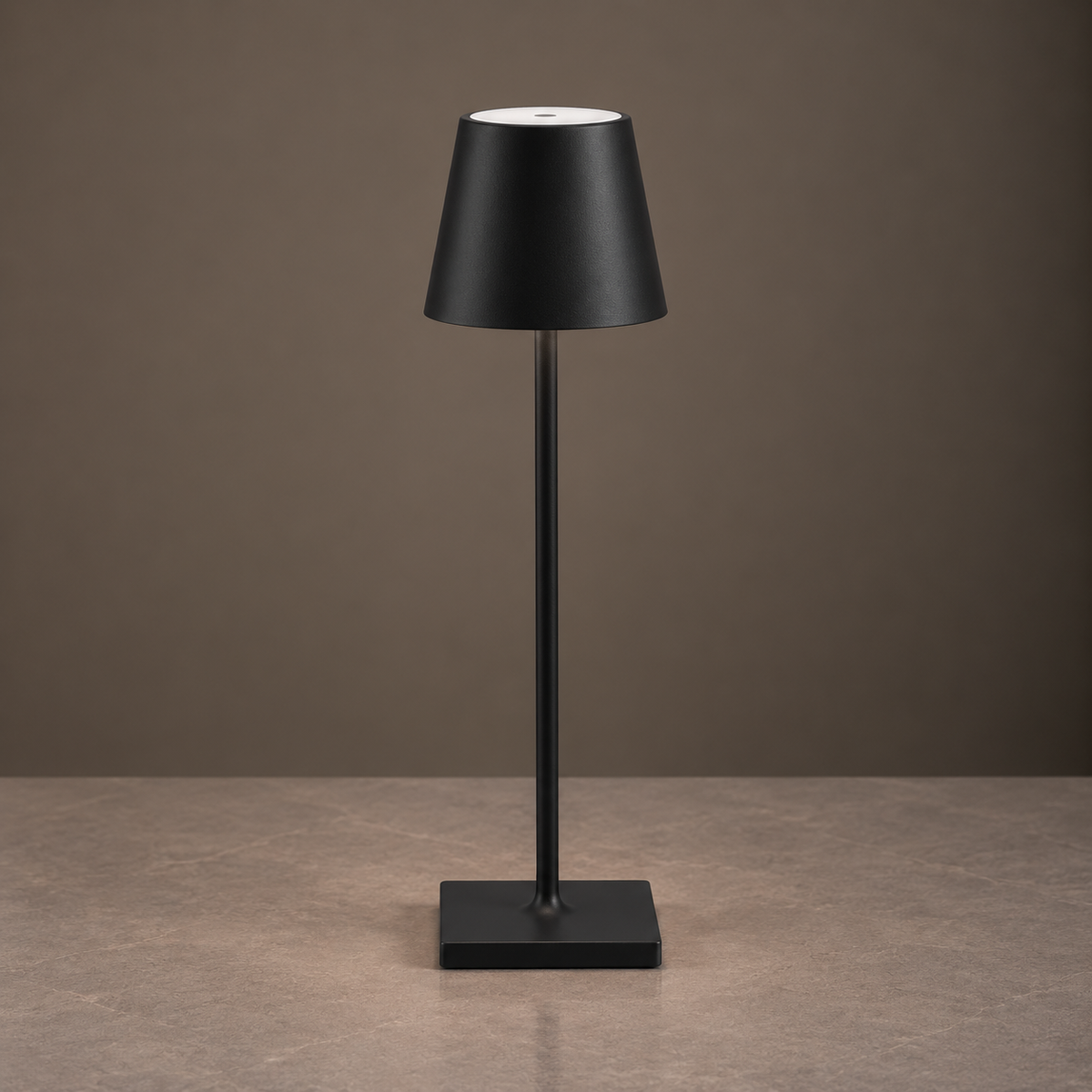 Foxmere Slim Cordless Table Lamp