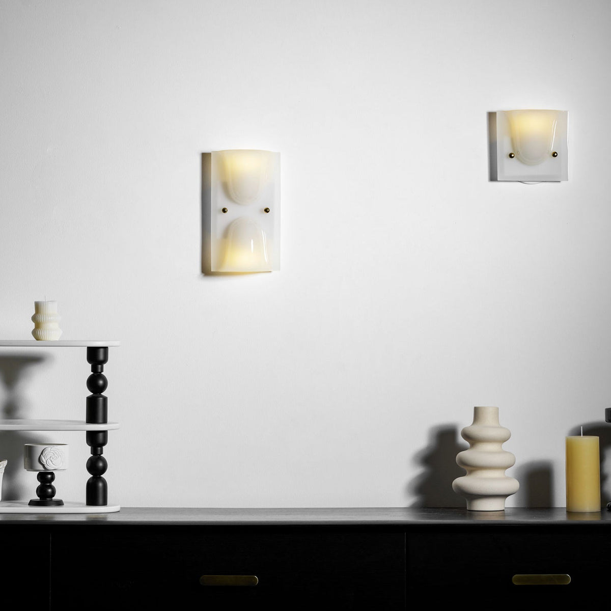 Stoneleigh Color Globe Wall Lamp