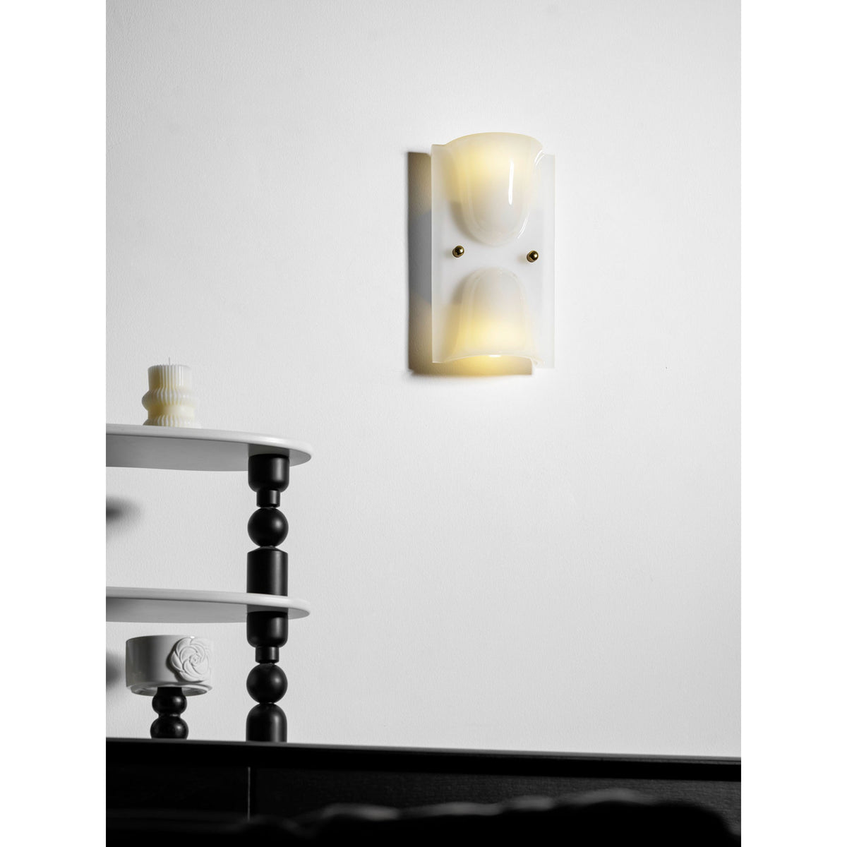 Stoneleigh Color Globe Wall Lamp