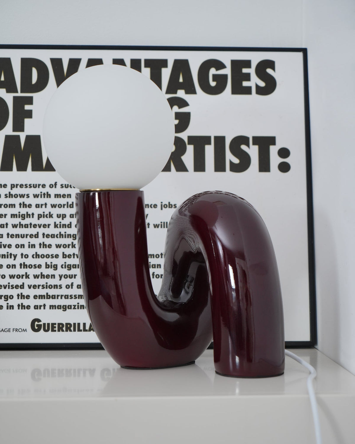 Soreeon Lamp Playful N Shape All White