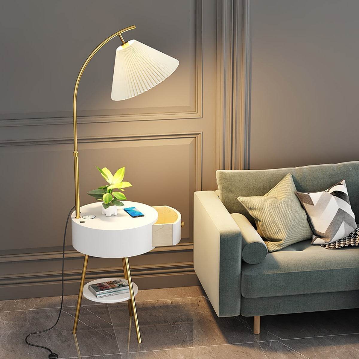 Arcora Pleated Arc Floor Light