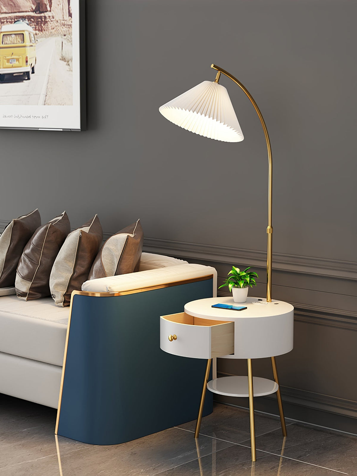 Arcora Pleated Arc Floor Light