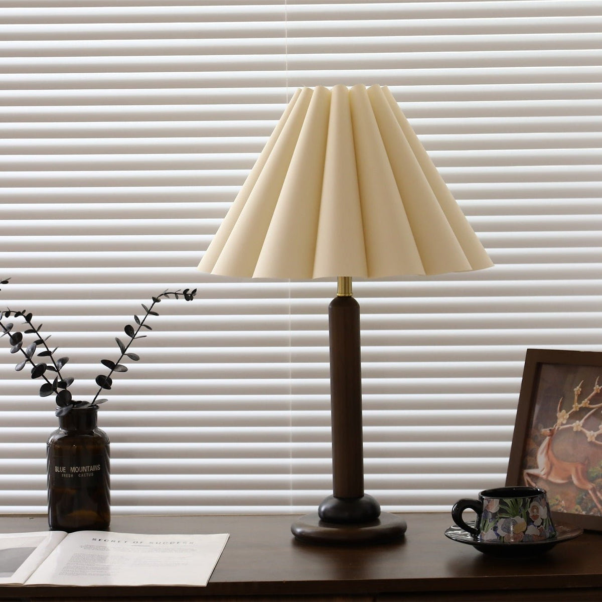 Renanise Table Lamp