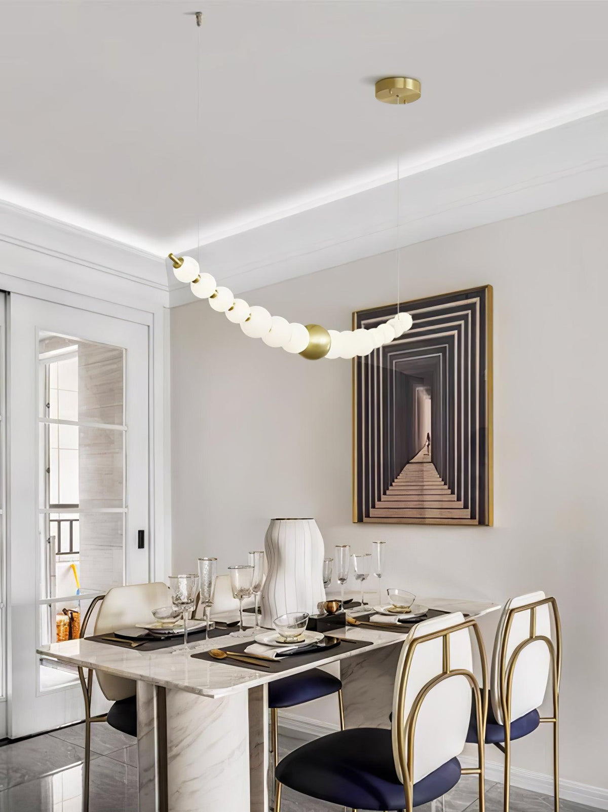 Auroira Contemporary Brass Pendant Lamp