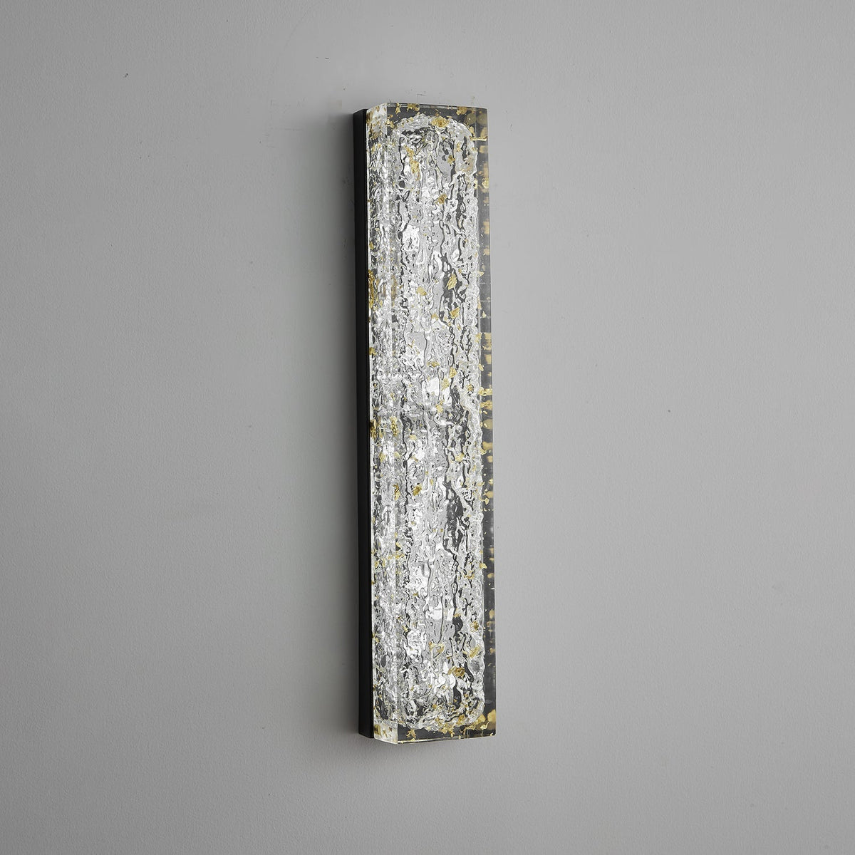 Mavi Prismatic Rectangle Resin Wall Lamp