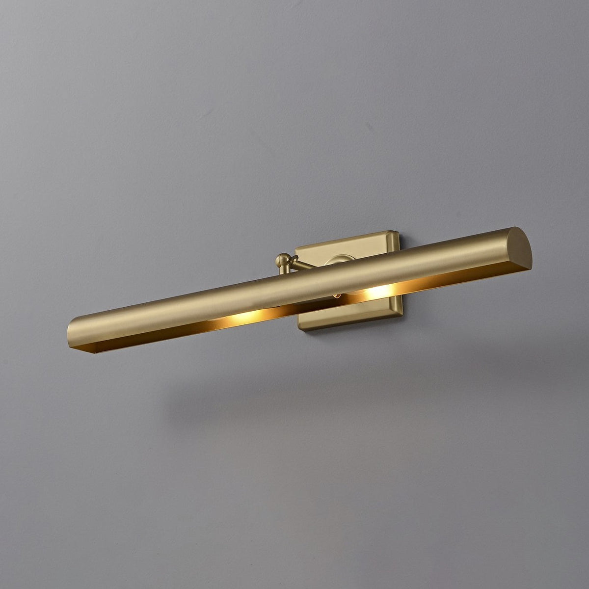 Bellamy Sconce