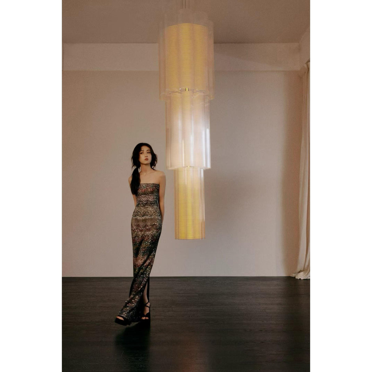 Vespara Chandelier