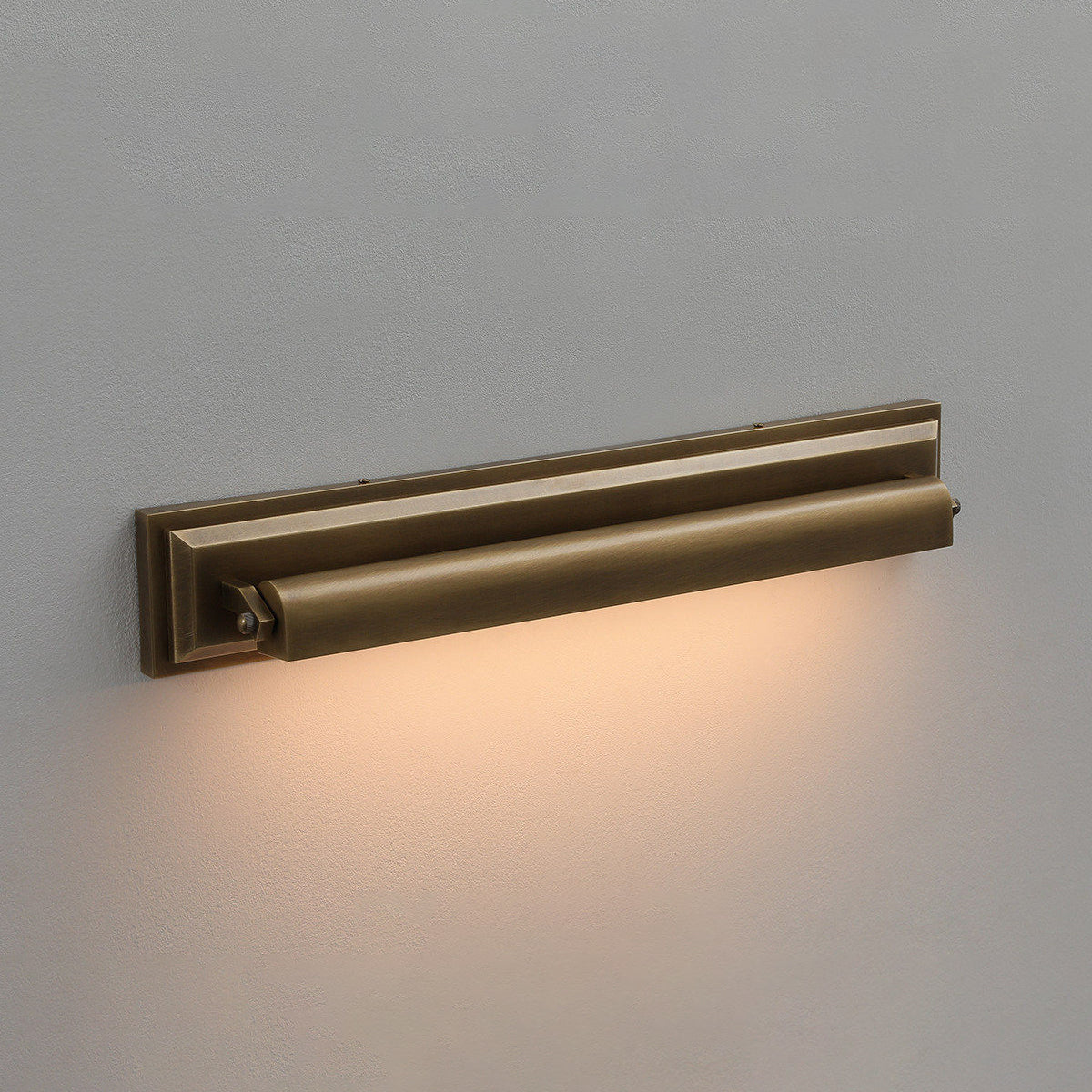 Eblin Brass Indoor Wall Light