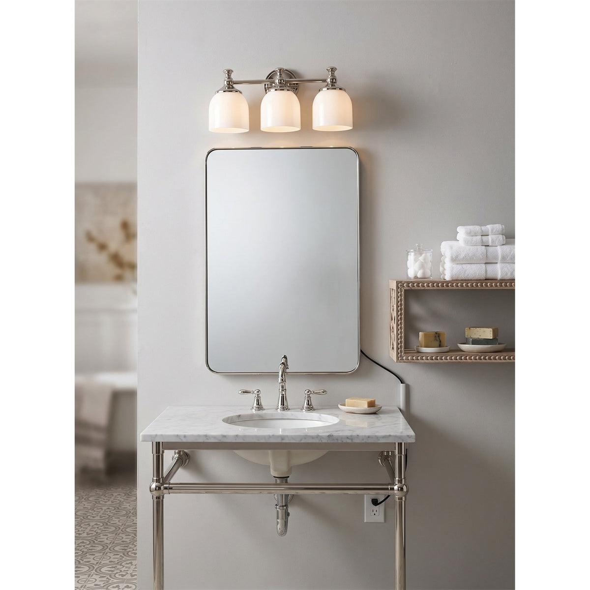 Celiaya Chart Glass Plug-in Wall Sconce