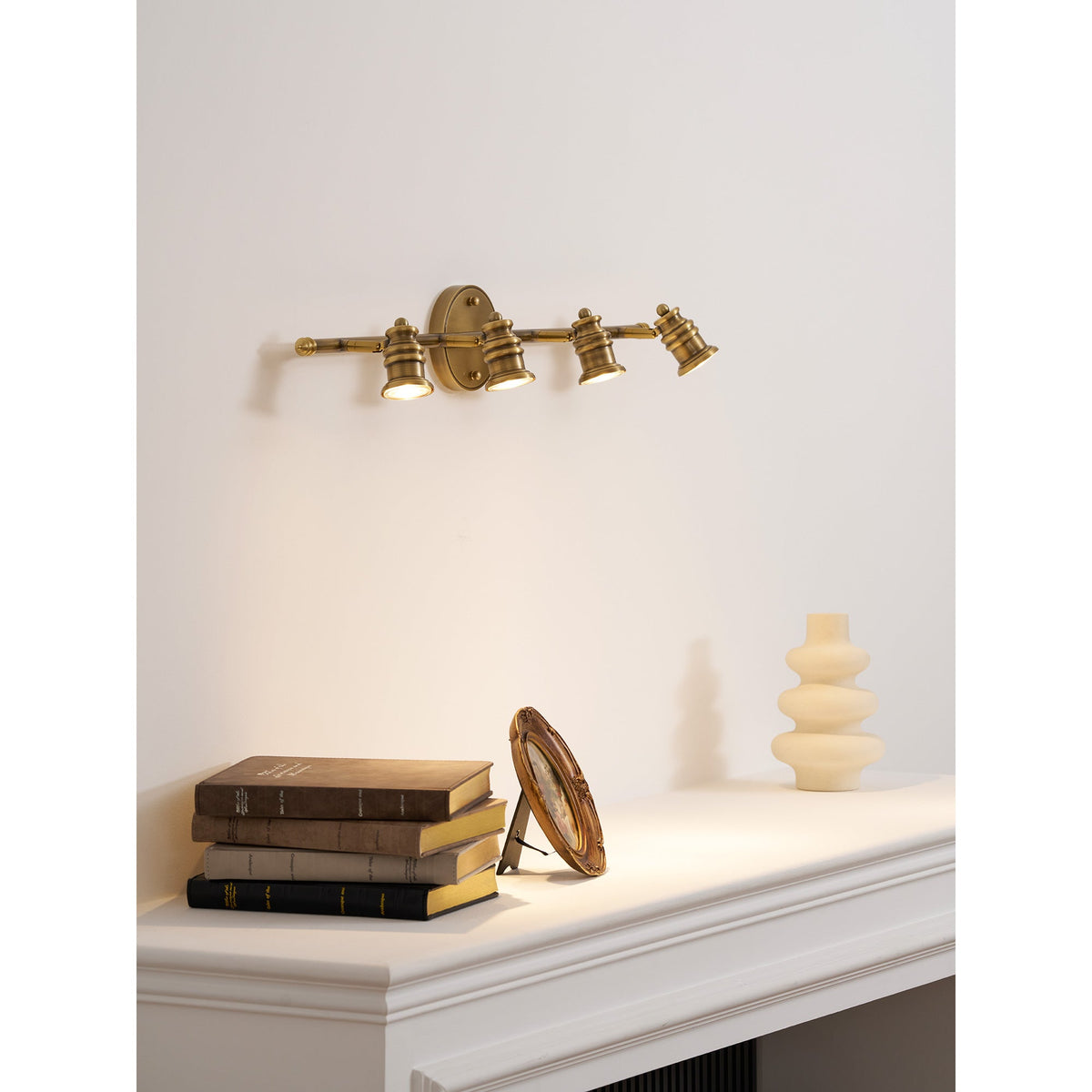 Iaila Brass Indoor Wall Light