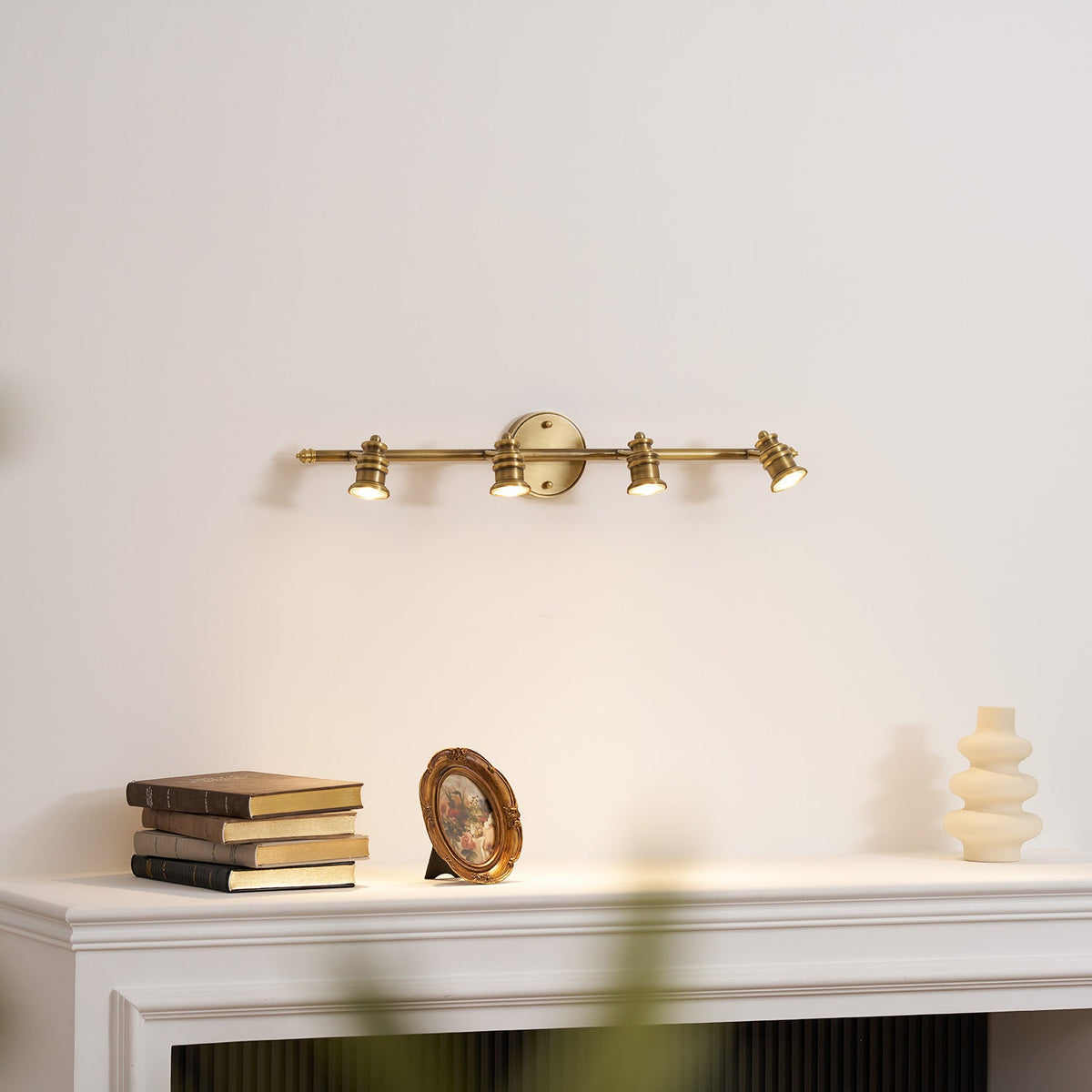 Iaila Brass Indoor Wall Light
