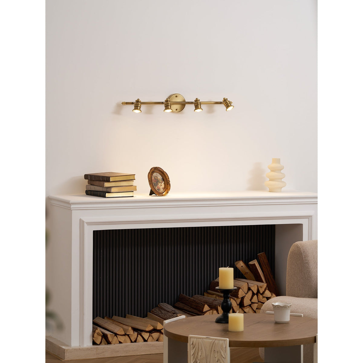 Iaila Brass Indoor Wall Light
