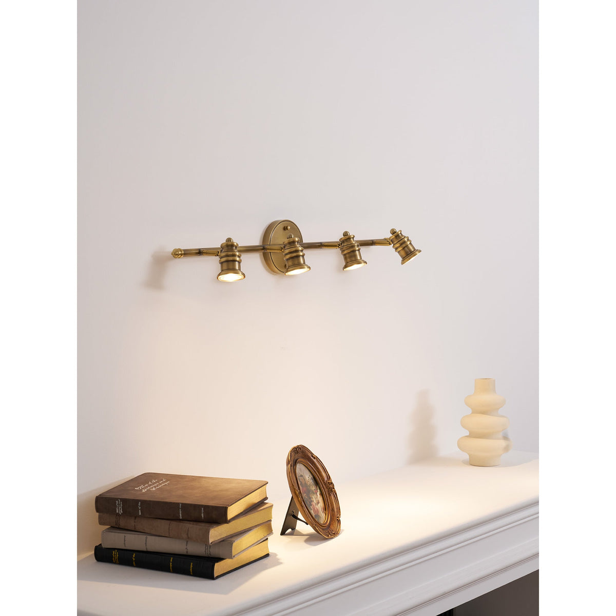 Iaila Brass Indoor Wall Light