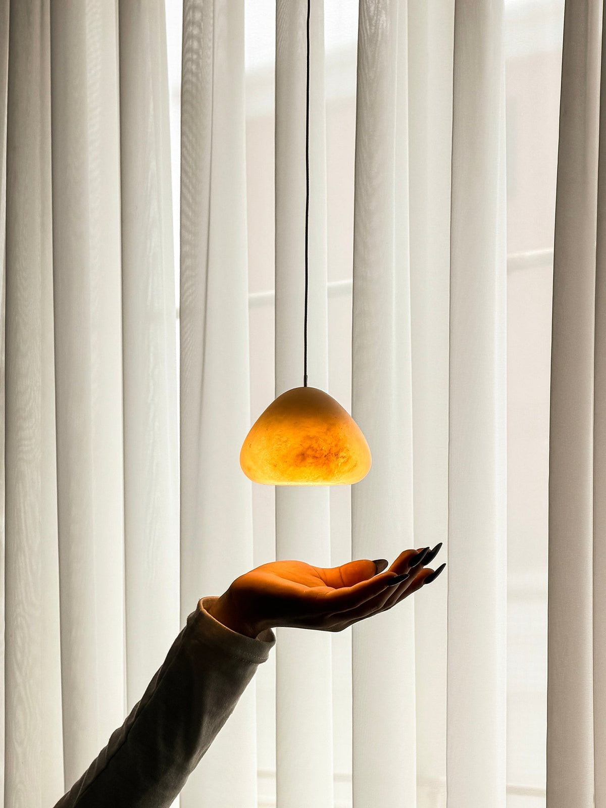 Morphe Alabaster Pendant Lamp