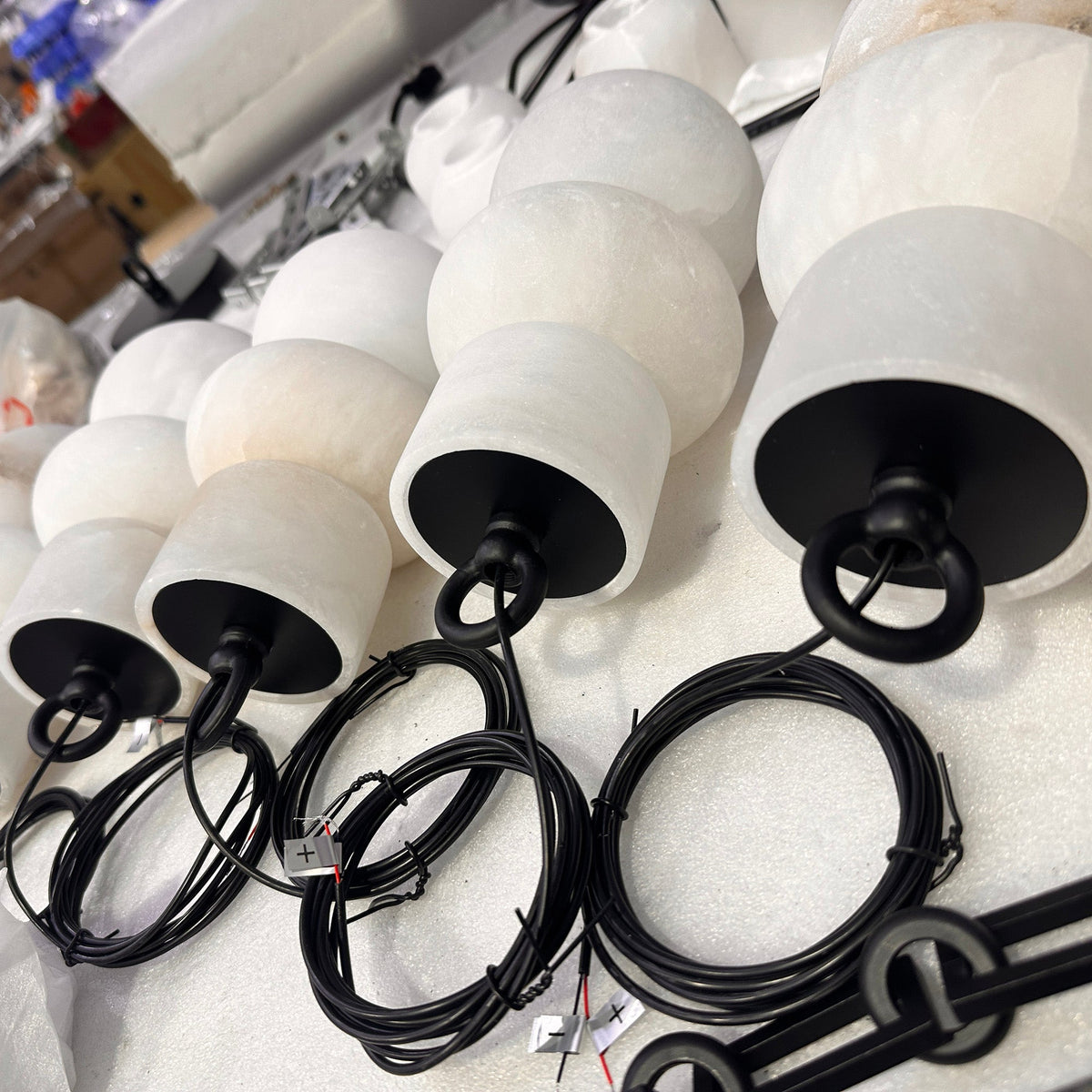 Elis Chandelier