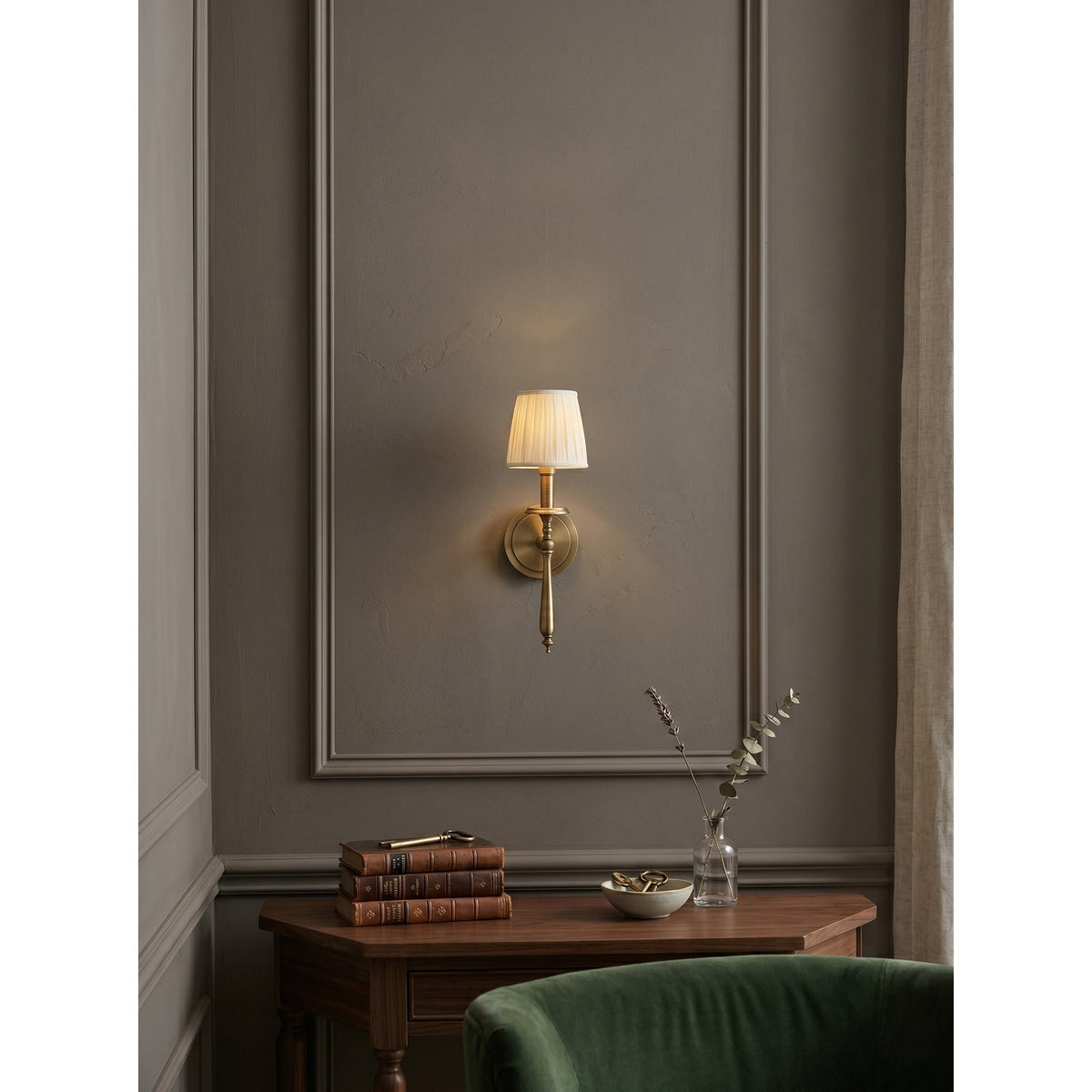 Buima Brass Indoor Wall Light