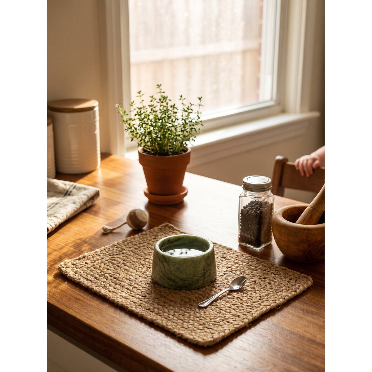 Corvenwick Marble Pet Bowl
