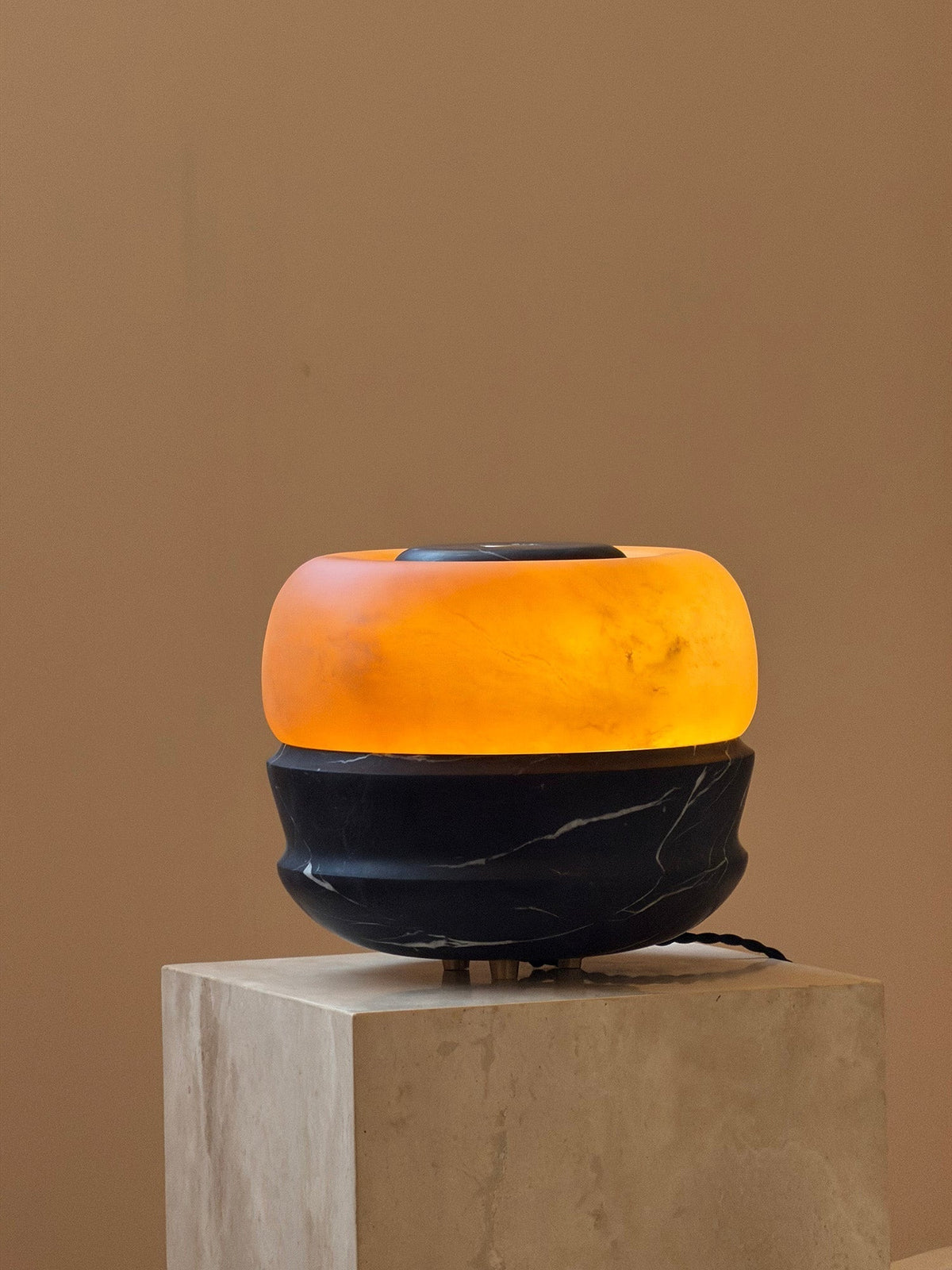 Soriviella Table Lamp