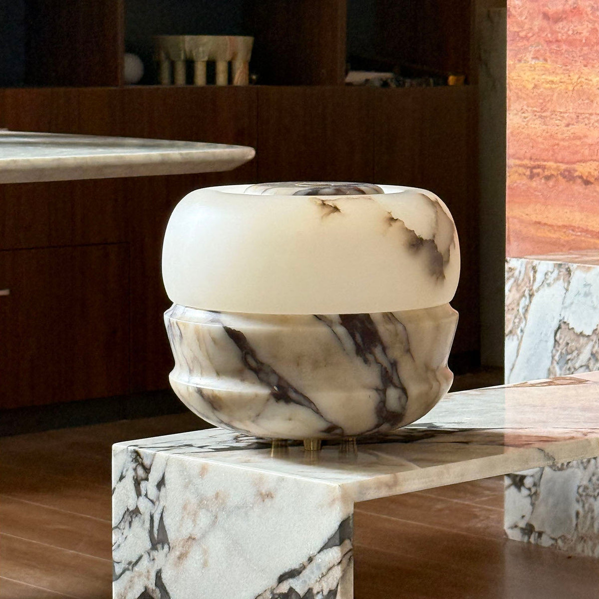 Soriviella Table Lamp