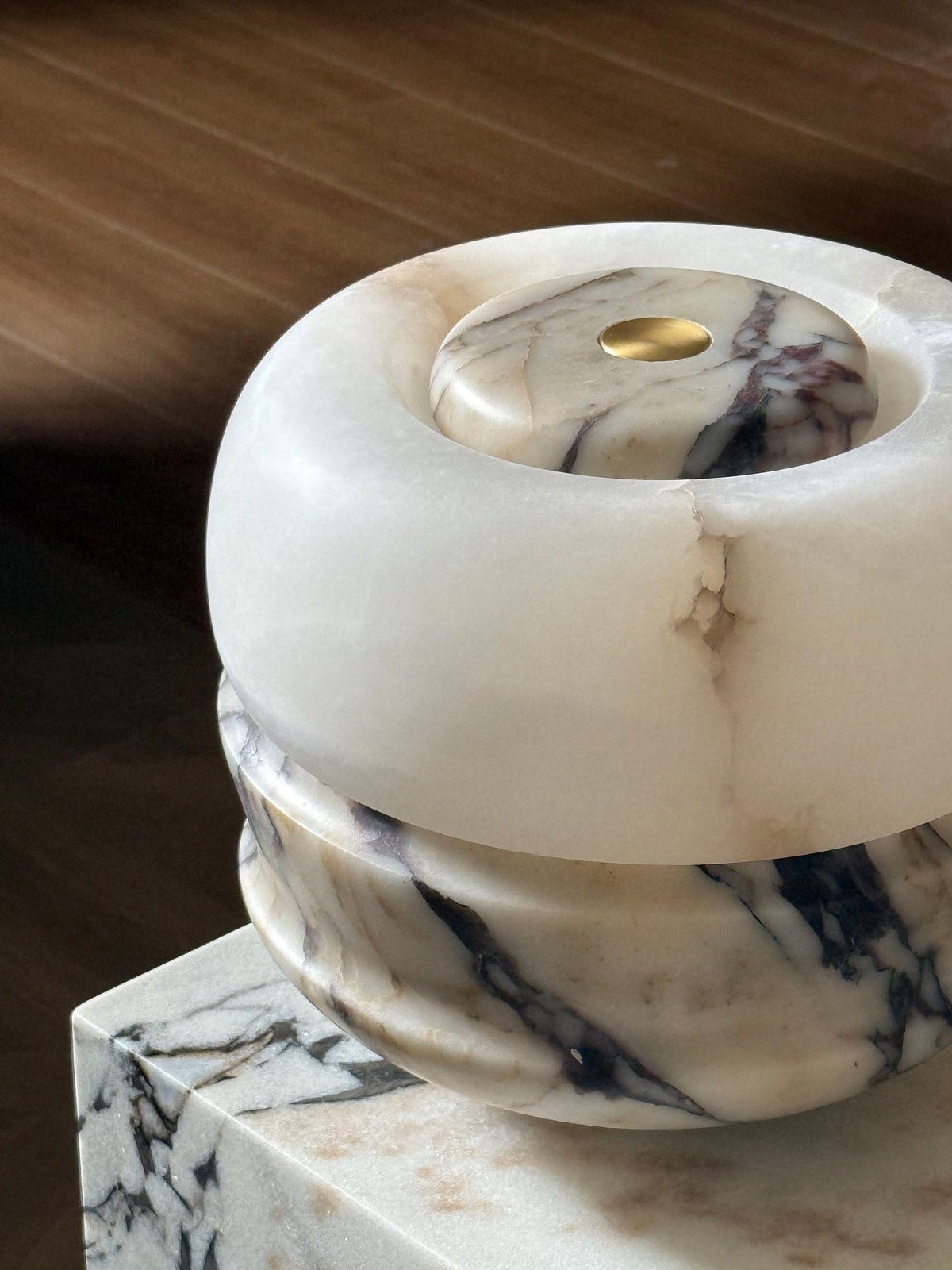 Soriviella Table Lamp