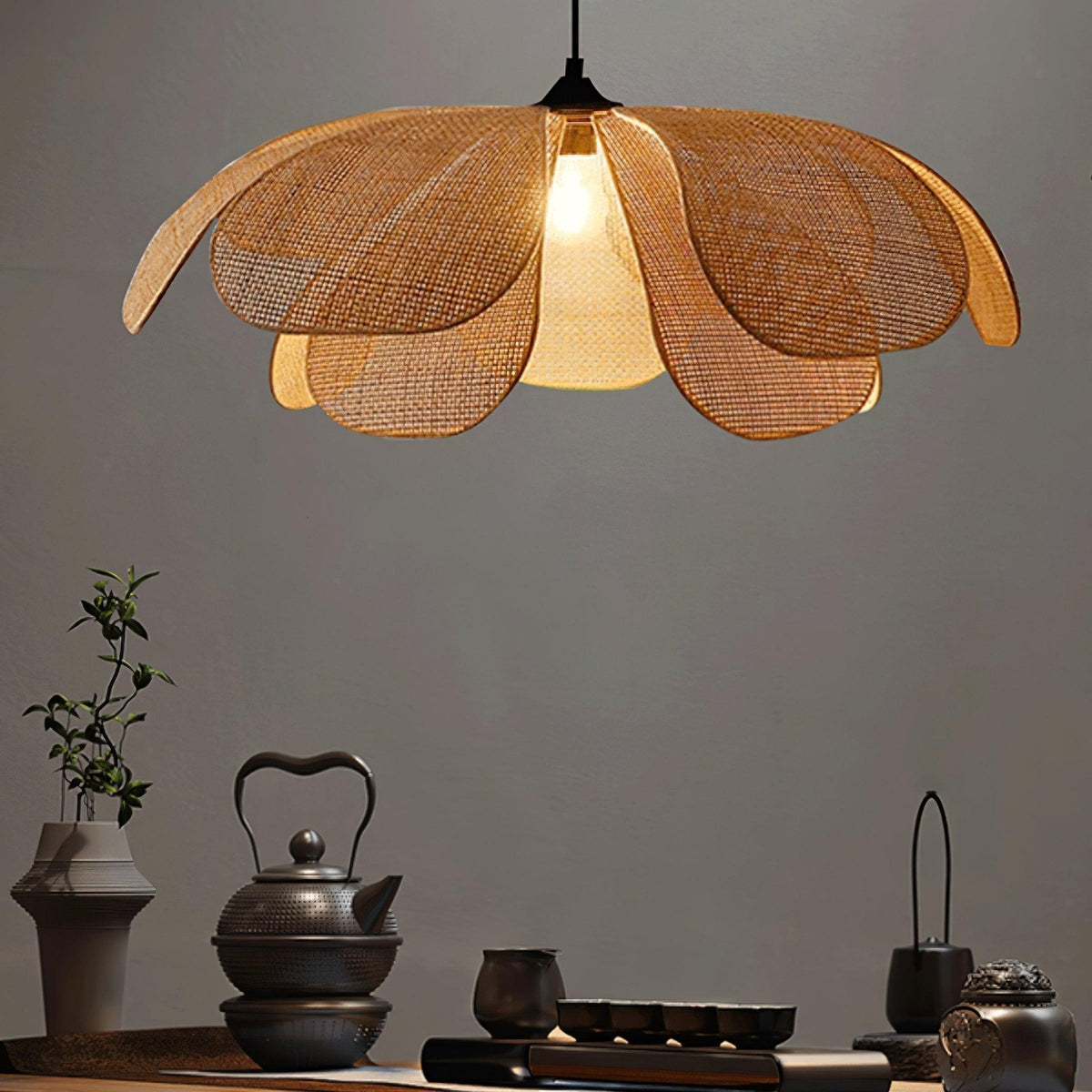 Petaral Rattan Retro Pendant Lamp