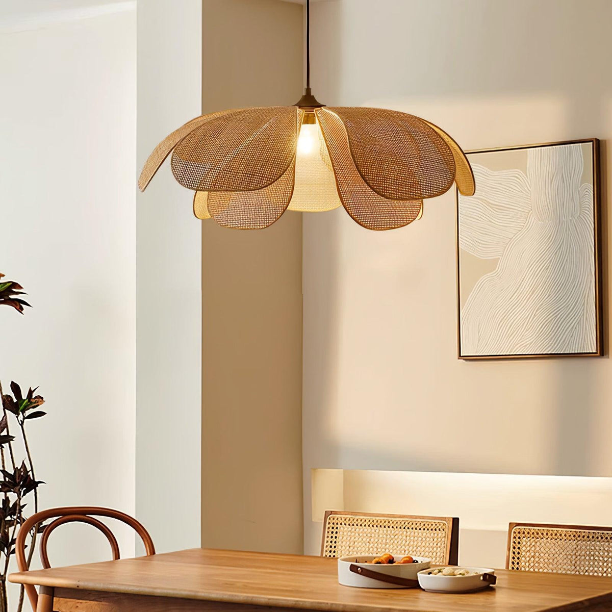 Petaral Rattan Retro Pendant Lamp