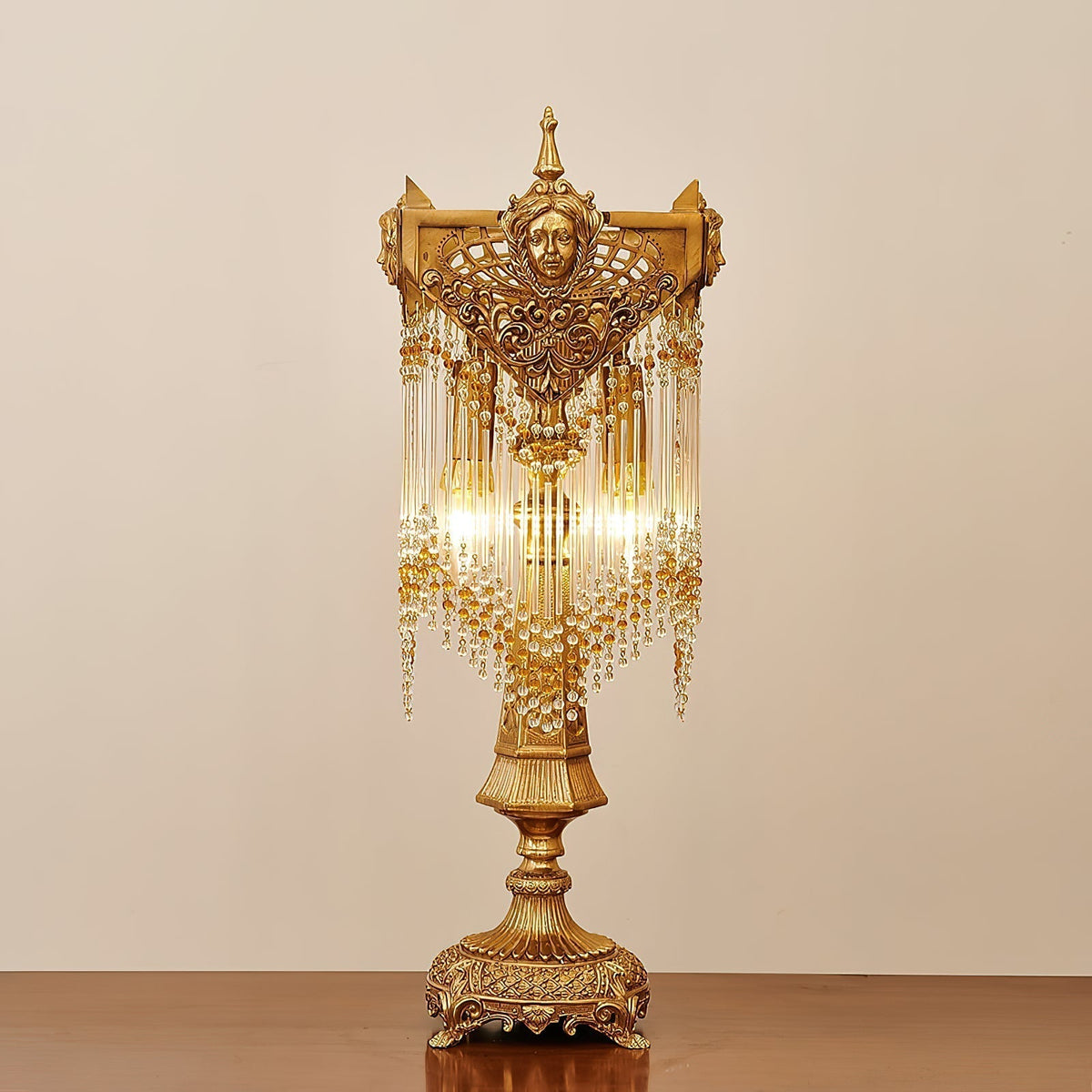 Valdorian Table Lamp