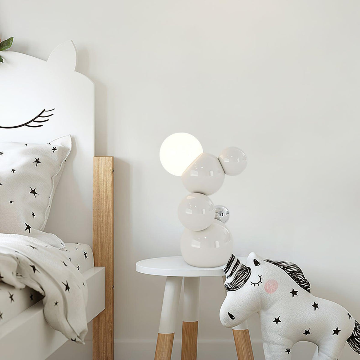 Esolir Playful Table Lamp