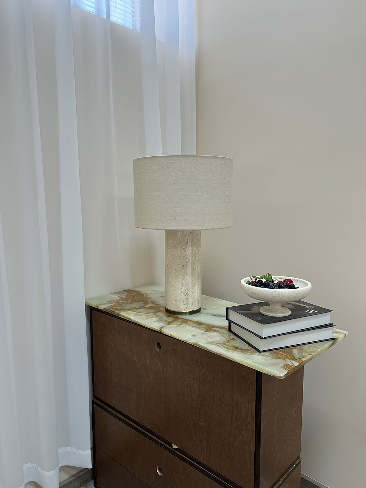 Ennirare Table Lamp