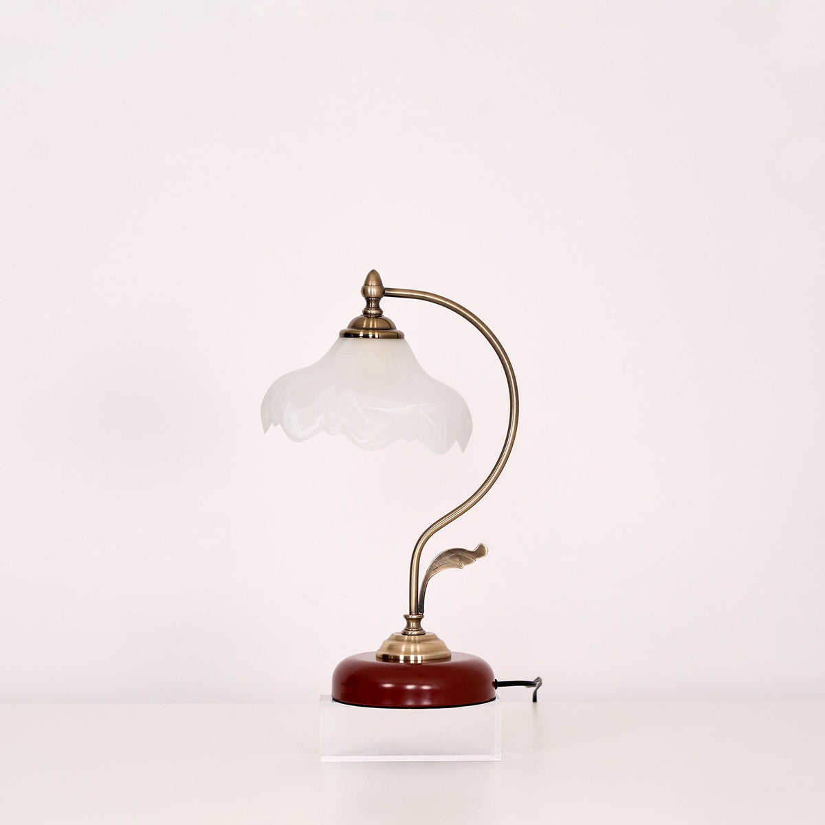Velivise Retro Flower Table Lamp