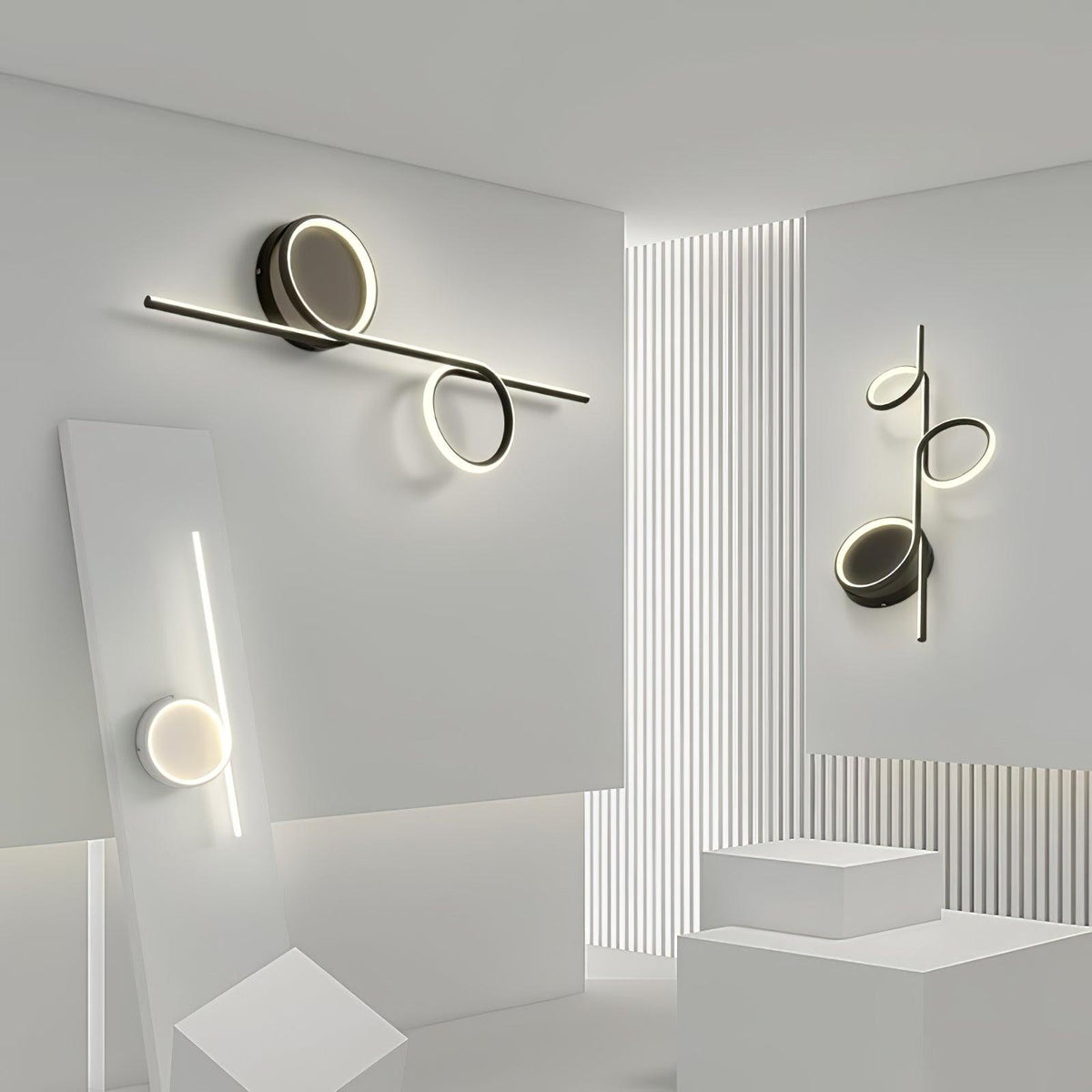 Sominex Geometric Wall Lamp