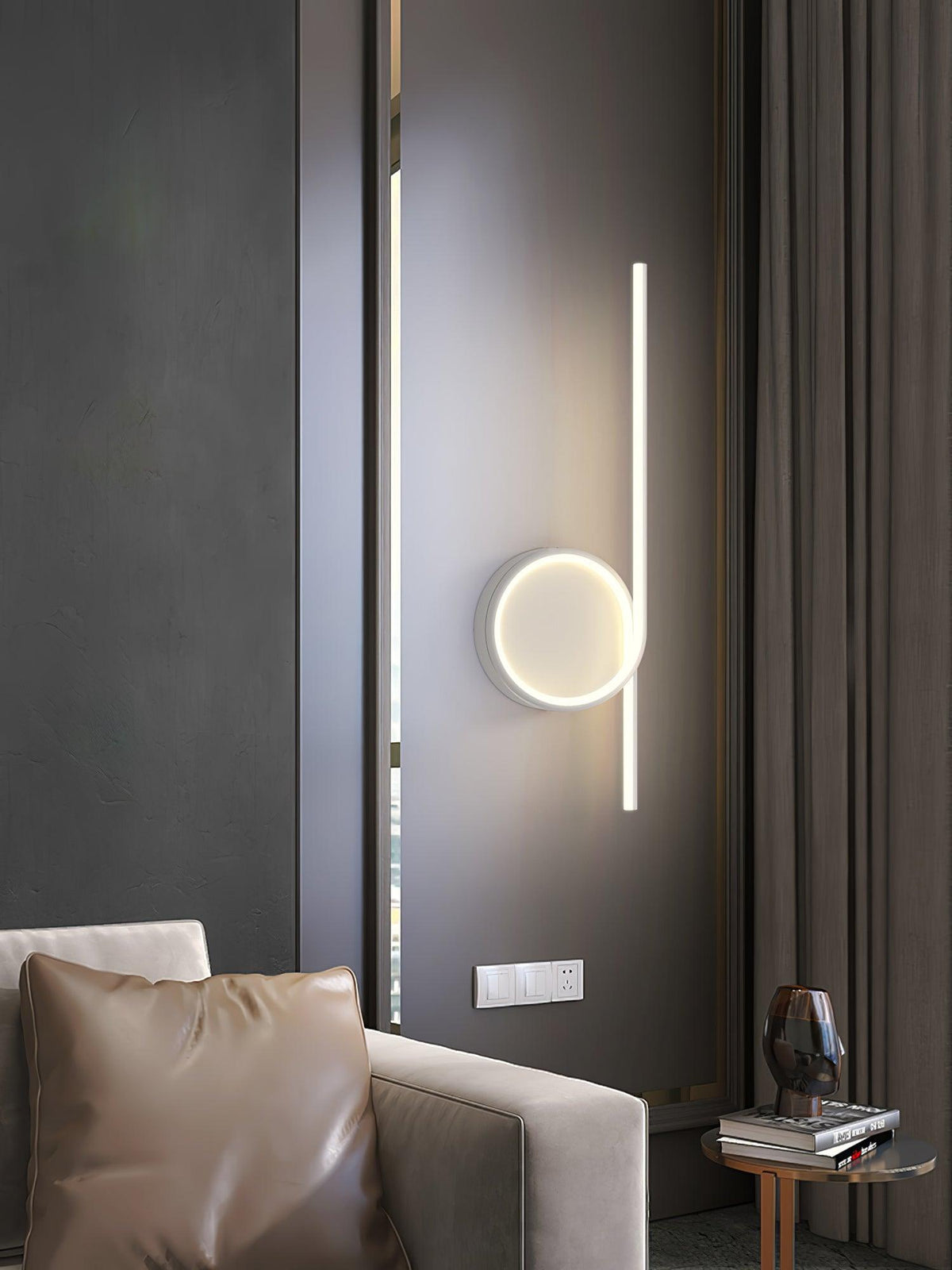 Sominex Geometric Wall Lamp