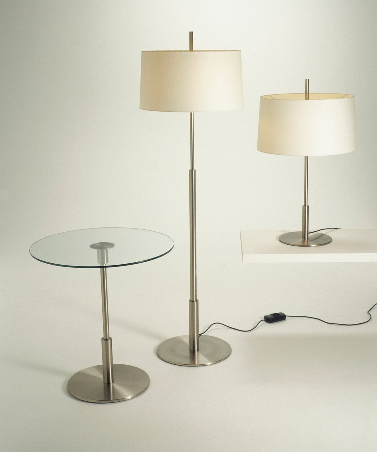 Brooks Minimalist Floor Lamp
