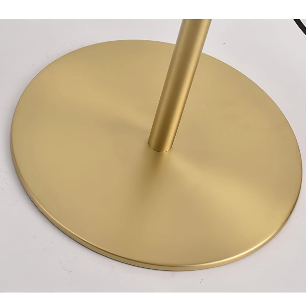 Landon Minimalist Table Lamp