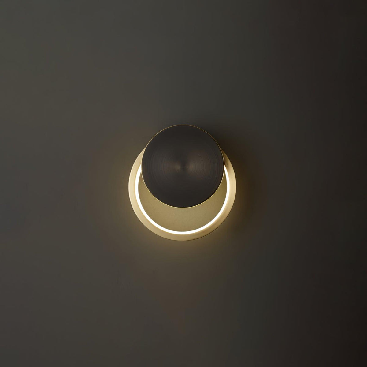Oriaenne Wall Light Modern Minimalist Ring Shaped LED Brass Metal