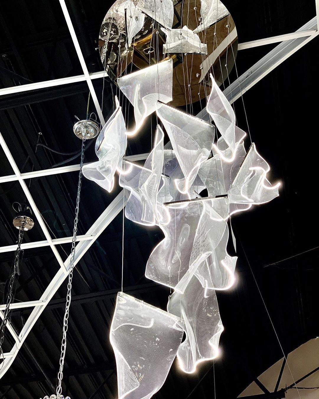 Lucuian Chandelier Acrylic LED Abstract Floating