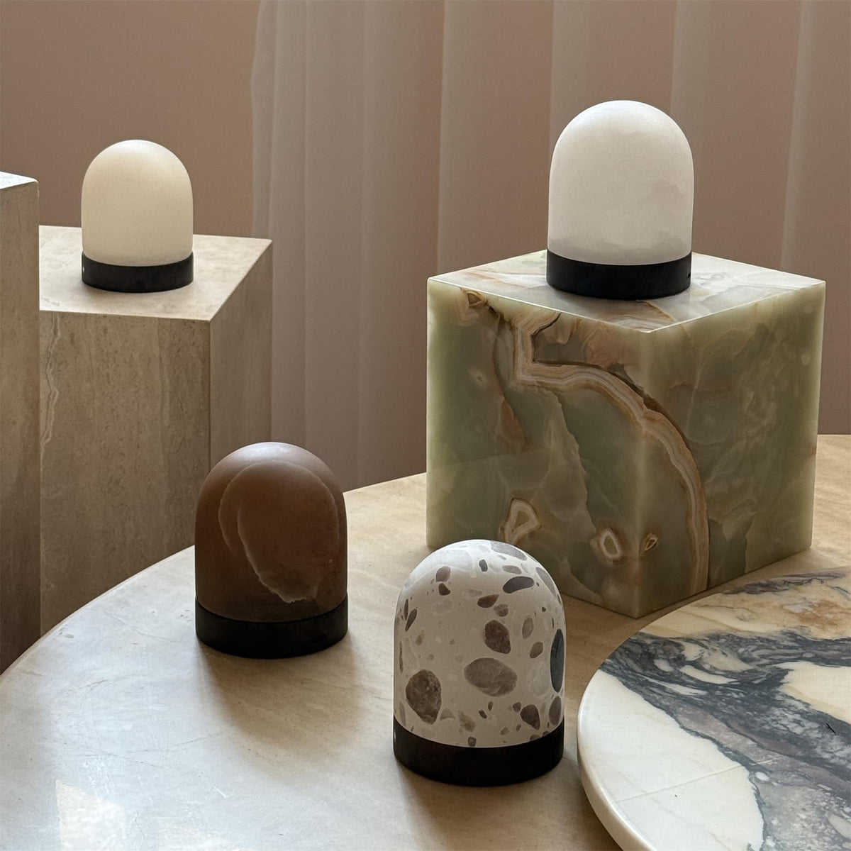 Pebbel Table Lamp