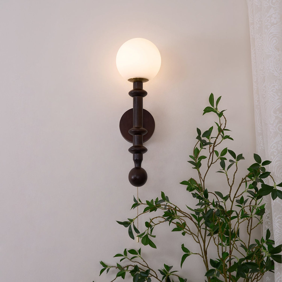 Elmiror Elegance Roman Column Glass Wood Wall Lamp