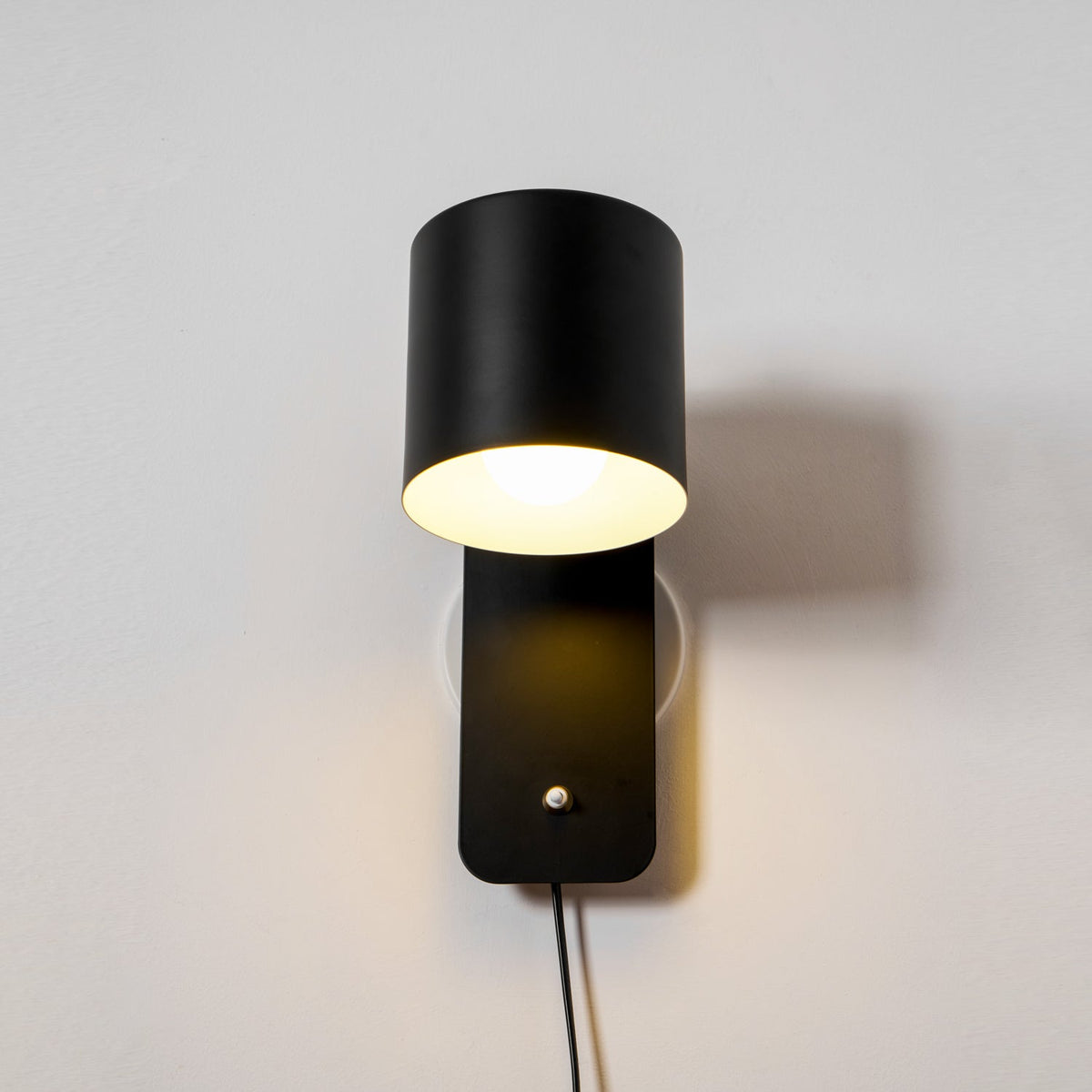 Buxia Rotatable Cylinder Plug In Indoor Wall Light