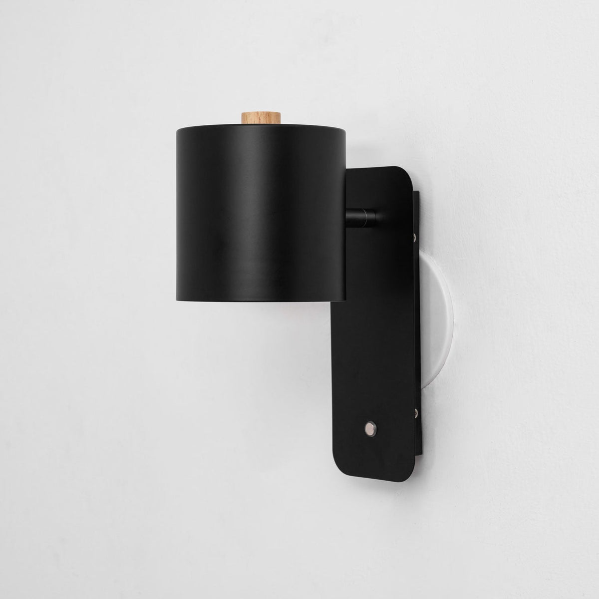 Yebel Rotatable Cylinder Rechargeable Indoor Wall Light