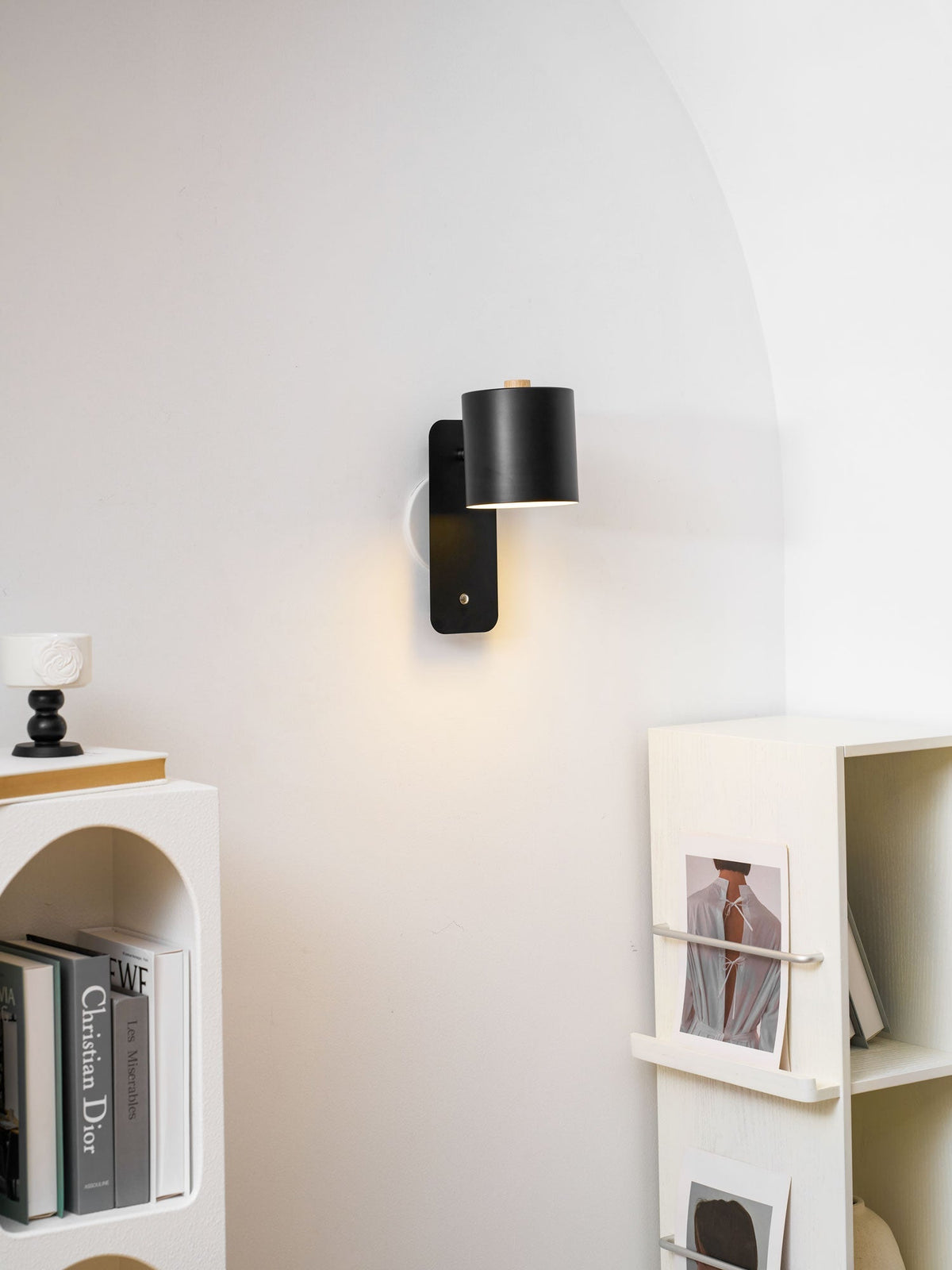 Yebel Rotatable Cylinder Rechargeable Indoor Wall Light
