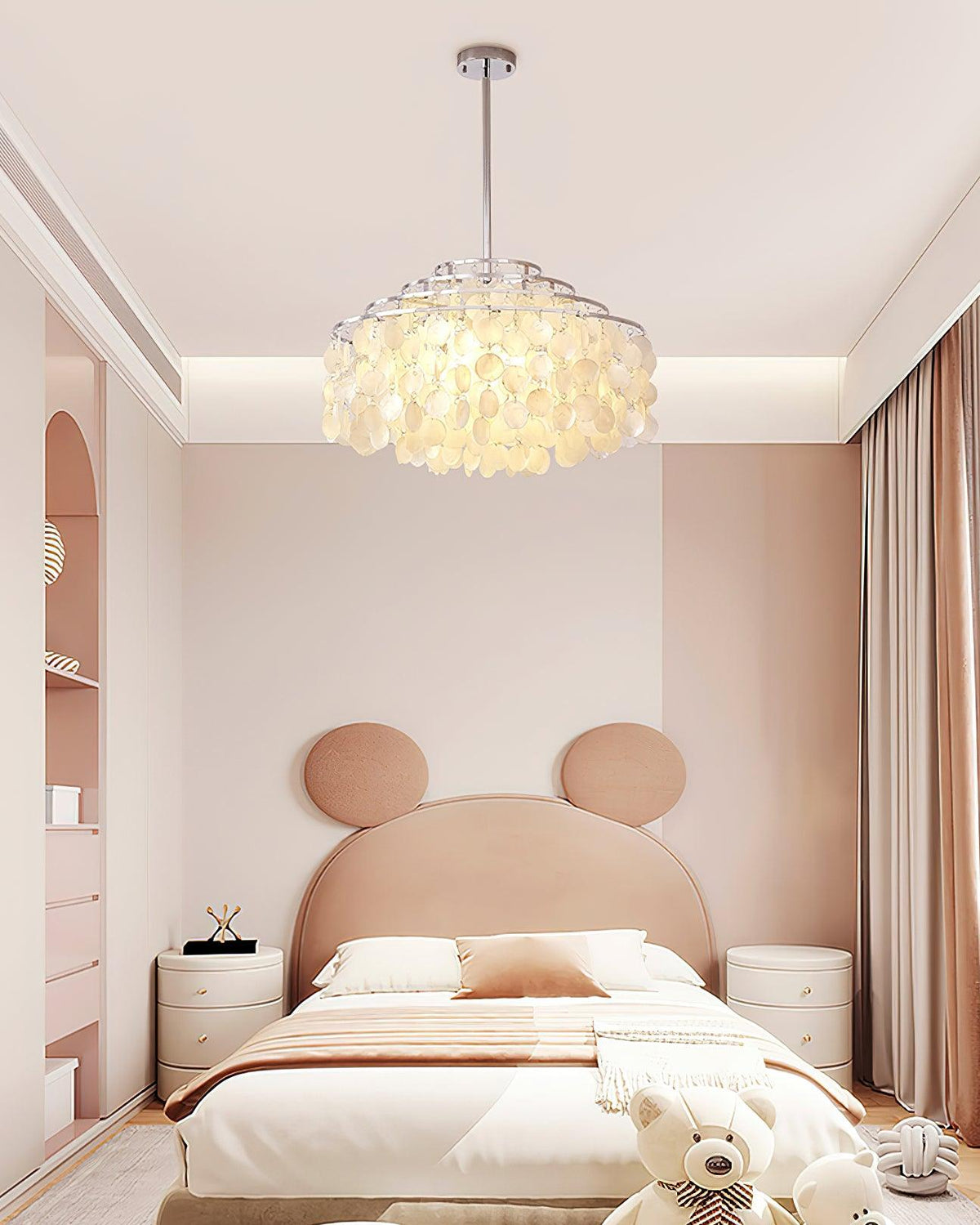 Vana Pendant Lamp Round Shell Chrome