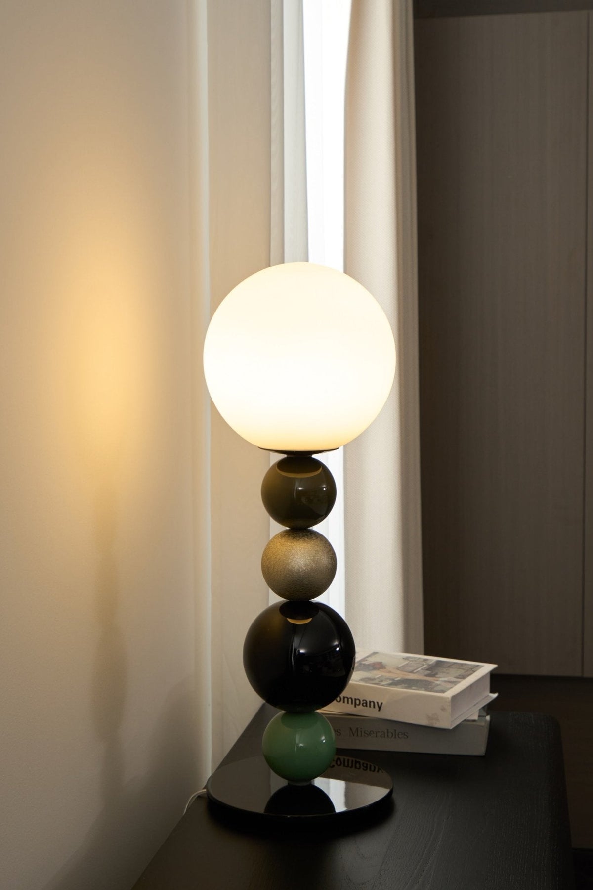 Orbital Balls Stacking Table Lamp