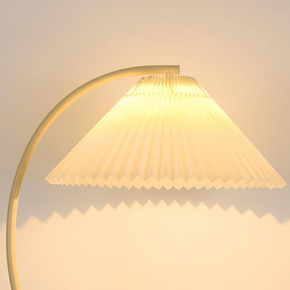Mytalil Modern Curved Fabric Floor Lamp