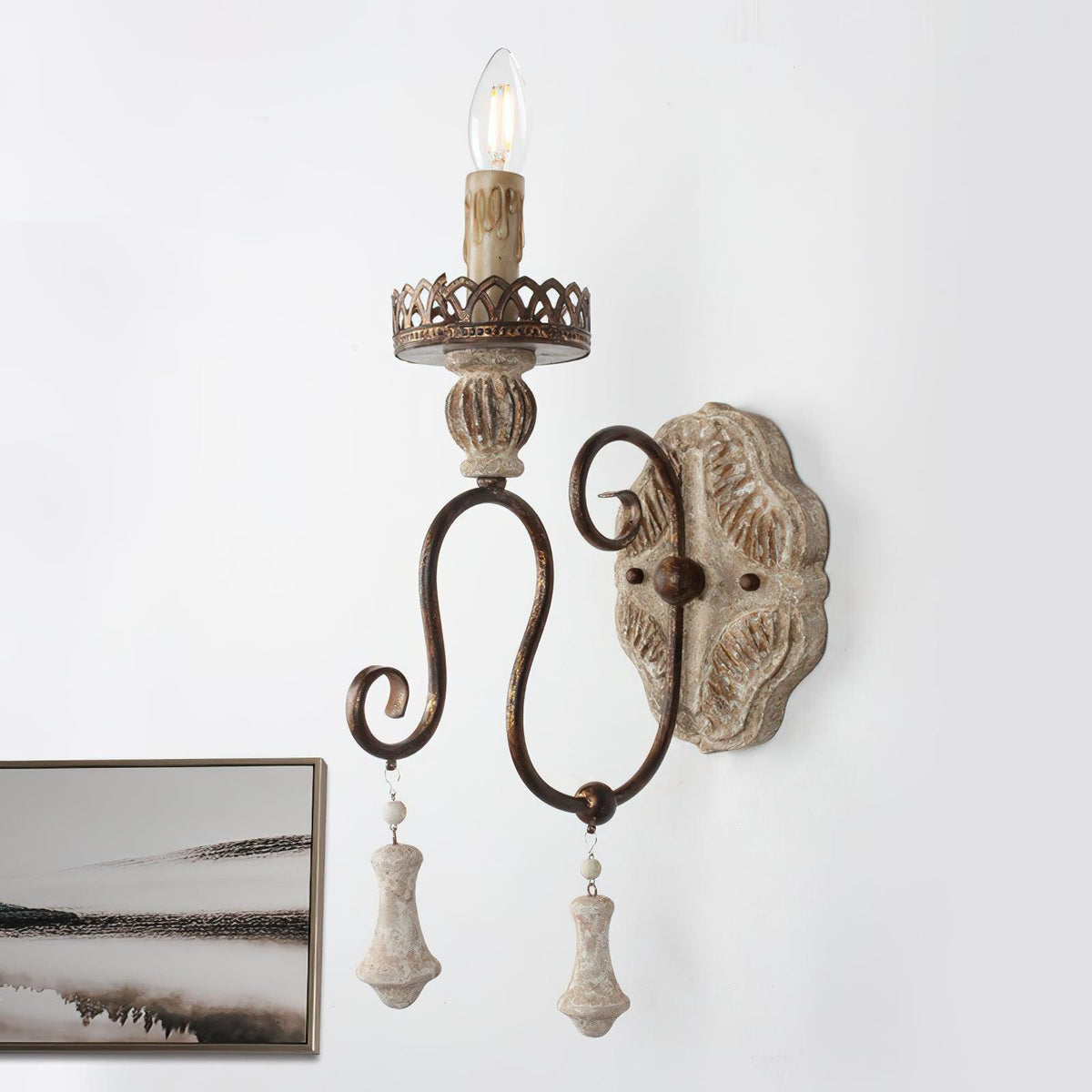 Viraiiella Wall Lamp