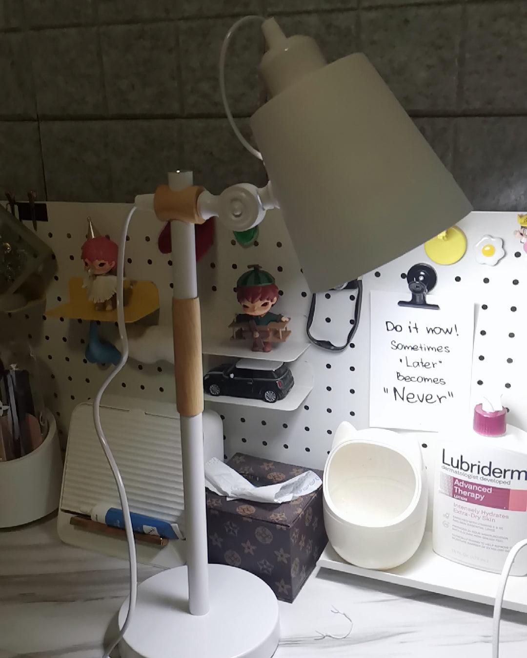 Addyson Minimalist Table Lamp