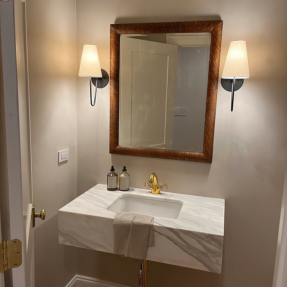 Palo Brass Indoor Wall Light