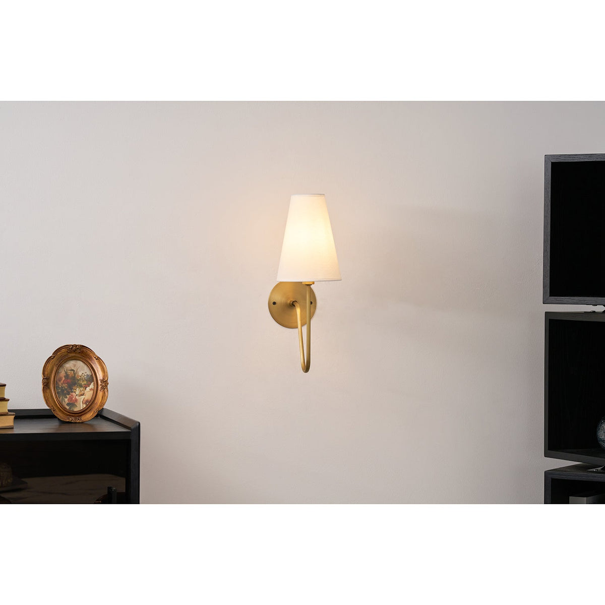 Palo Brass Indoor Wall Light